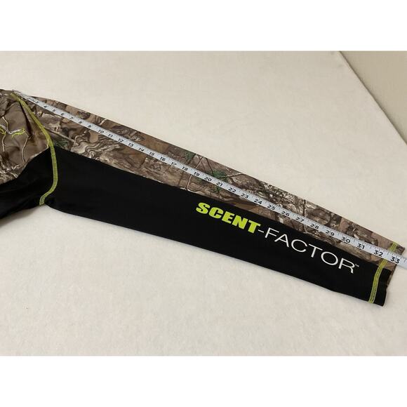 REALTREE Men's L 1/4 Zip Camo Pullover Hunting Jacket Scent Factor / Control - Picture 5 of 9